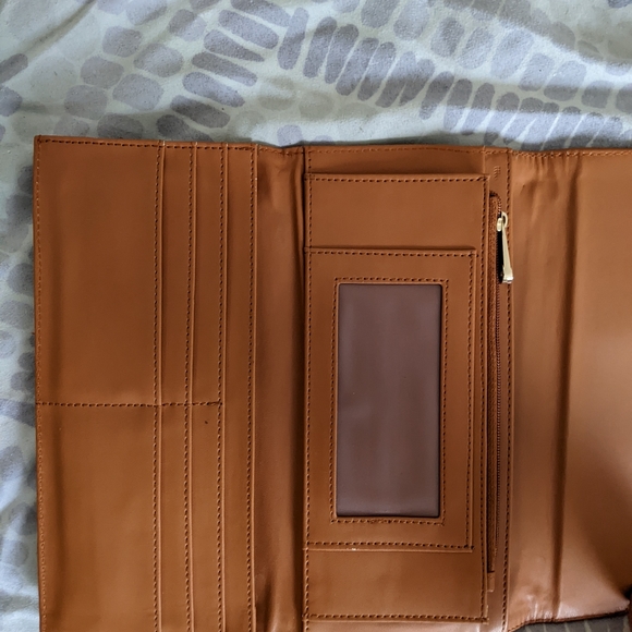 Wallet - Picture 2 of 3